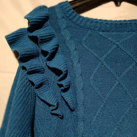 Terra & Sky NWT Women's Sweater Double Ruffle Shoulder, Bubble Sleeve, 2X, Blue - Picture 3 of 8